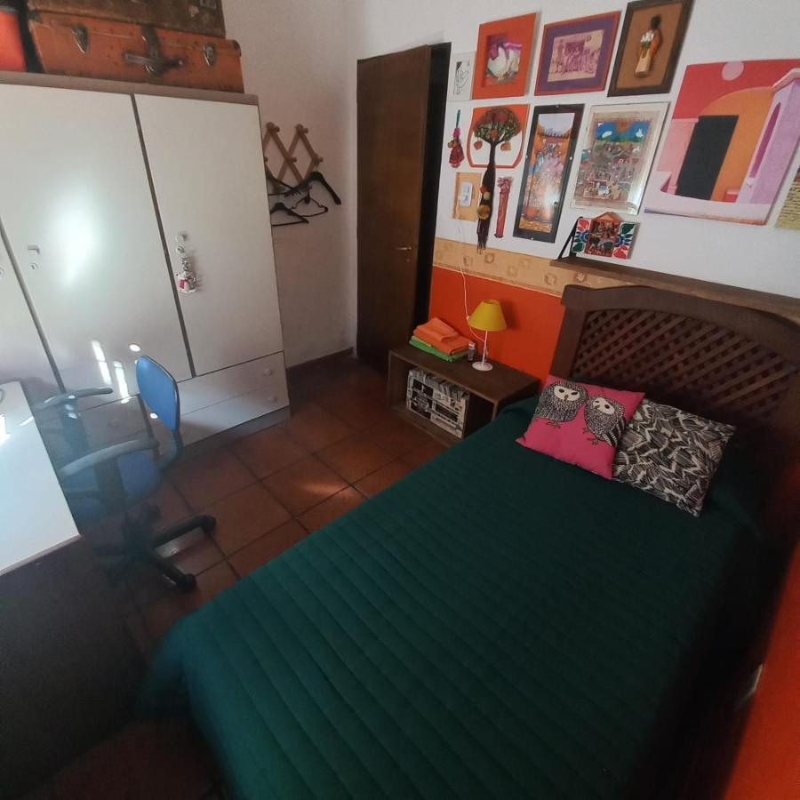 Casa Confortable - Parque Central - Estacionamiento, Patio, 3 Banos, 5 Habitaciones - La Cieneguita エクステリア 写真